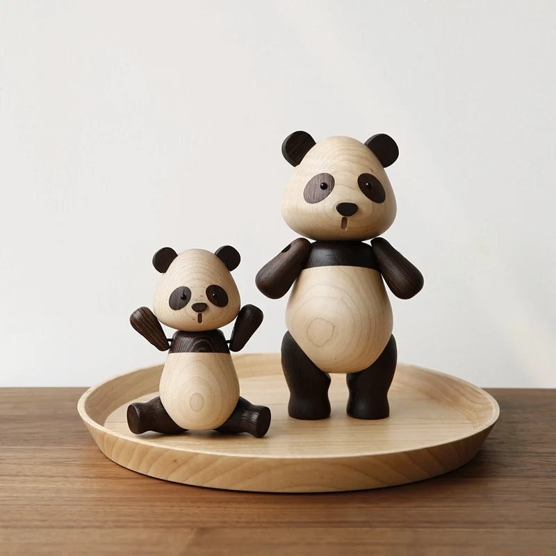 Pandas y Gorilla en escultura de madera .