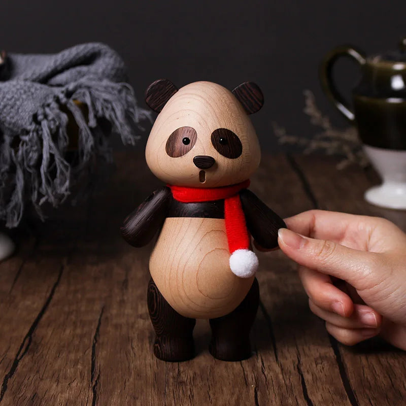 Pandas y Gorilla en escultura de madera .