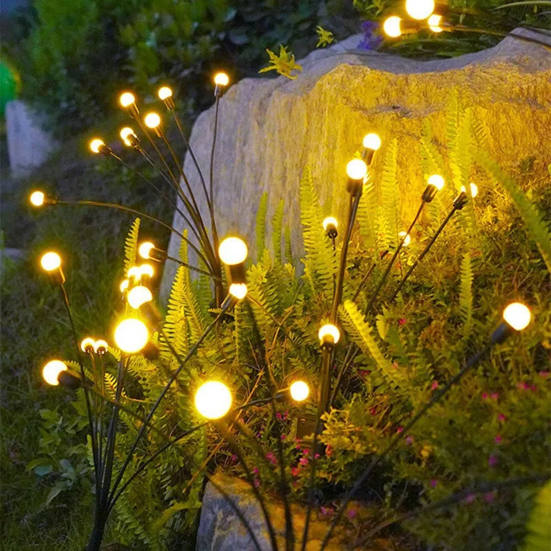 luces vibrantes para jardín al aire