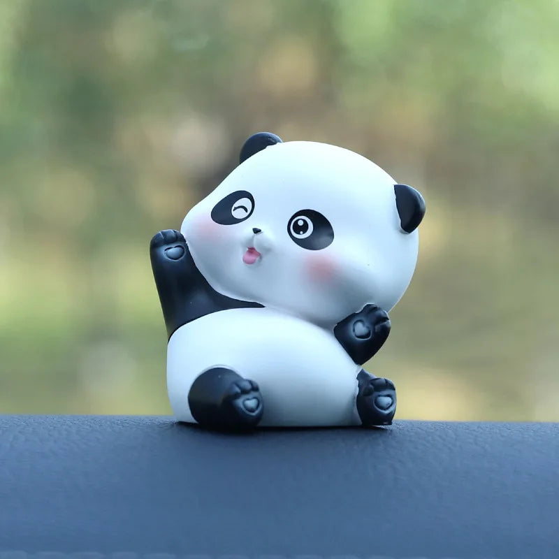 Pandas y Gorilla en escultura de madera .