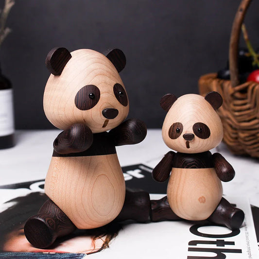 Pandas y Gorilla en escultura de madera .