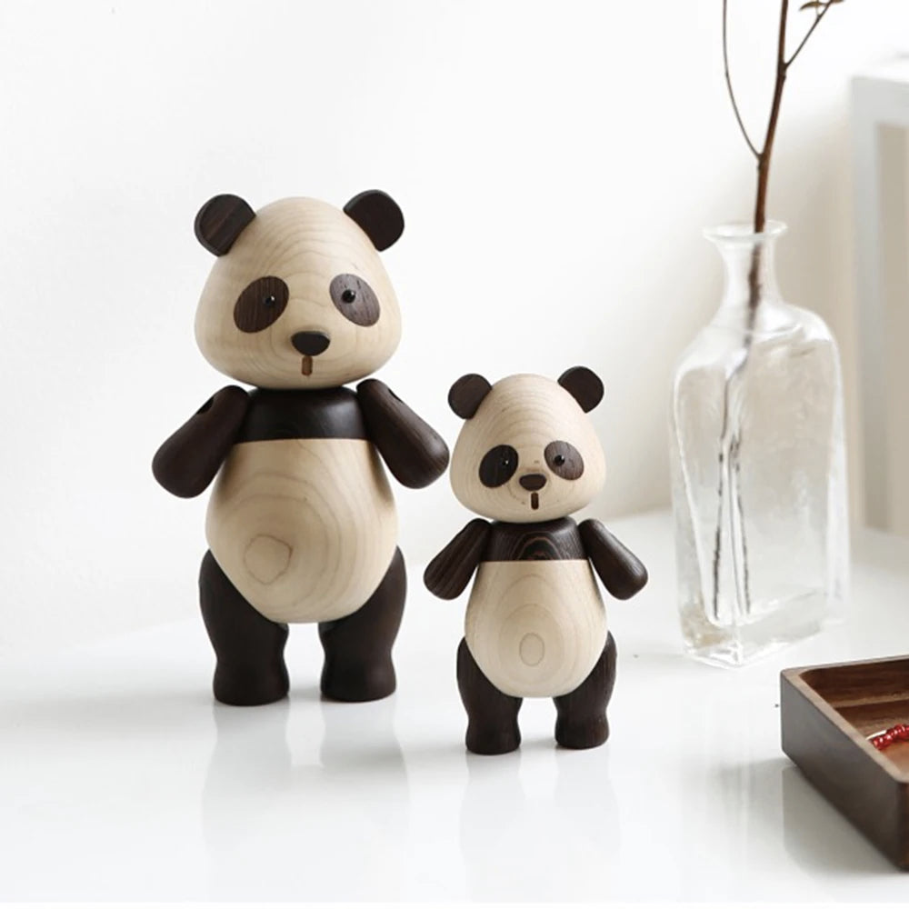 Pandas y Gorilla en escultura de madera .